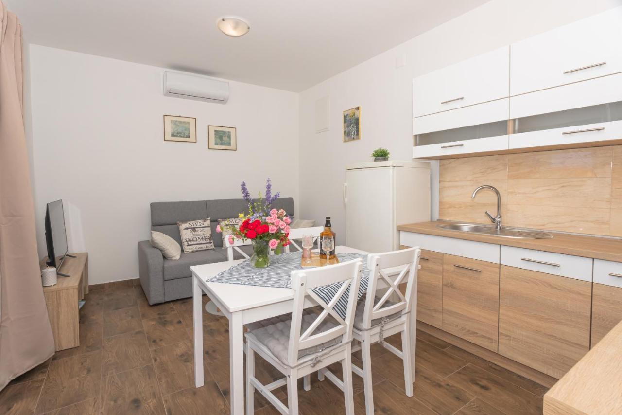 Ferienwohnung Mara Šibenik Exterior foto