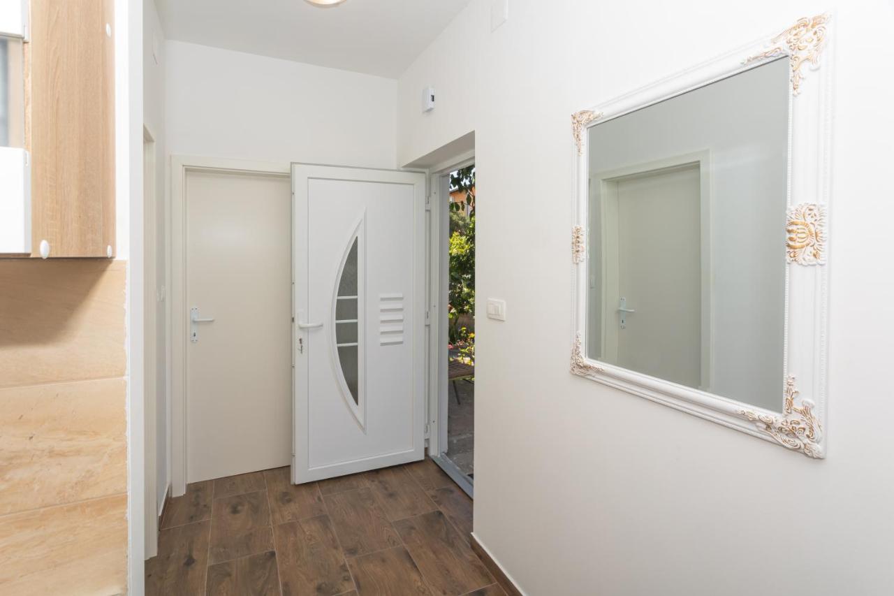 Ferienwohnung Mara Šibenik Exterior foto